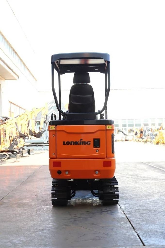 Lonking LG 6020 - Ekskavator me zinxhirë: foto 4 Lonking LG 6020 - Ekskavator me zinxhirë: foto 4