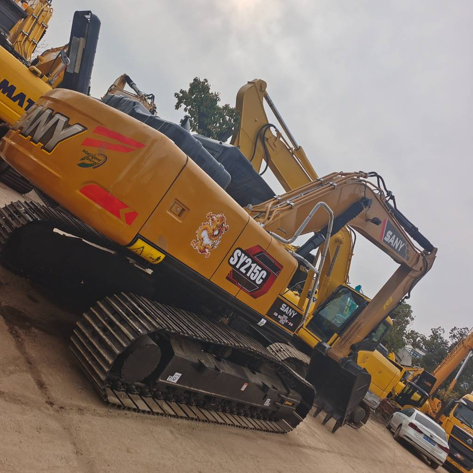 Sany SY 215 C - Ekskavator me zinxhirë: foto 4 Sany SY 215 C - Ekskavator me zinxhirë: foto 4