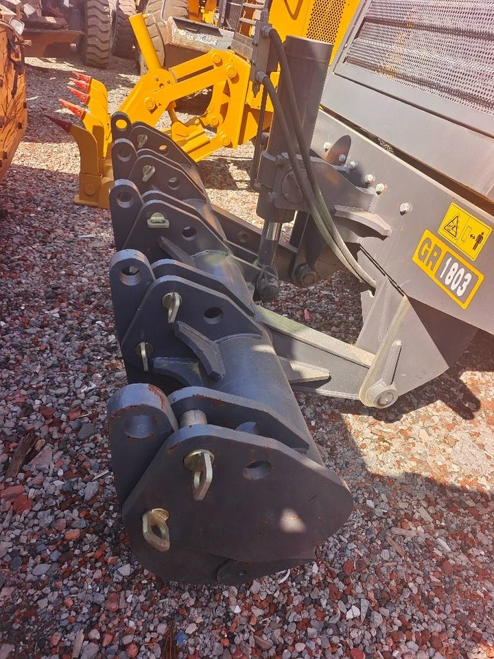 XCMG GR 180 - Makinë niveluese: foto 4 XCMG GR 180 - Makinë niveluese: foto 4