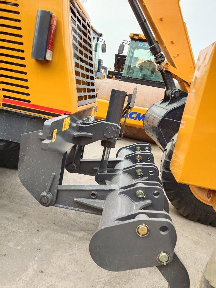 XCMG GR 2153 - Makinë niveluese: foto 3 XCMG GR 2153 - Makinë niveluese: foto 3