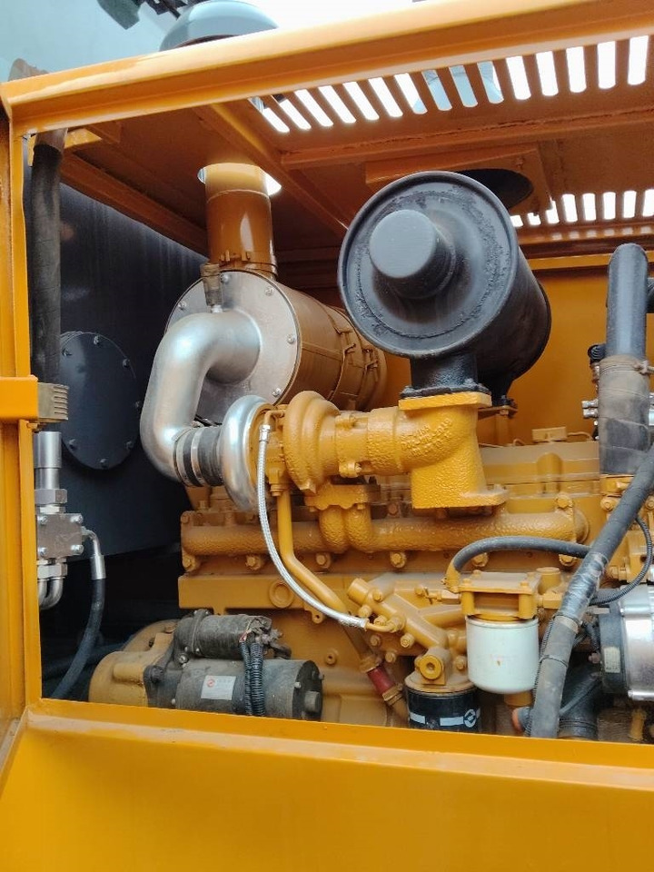 XCMG GR 2153 - Makinë niveluese: foto 5 XCMG GR 2153 - Makinë niveluese: foto 5