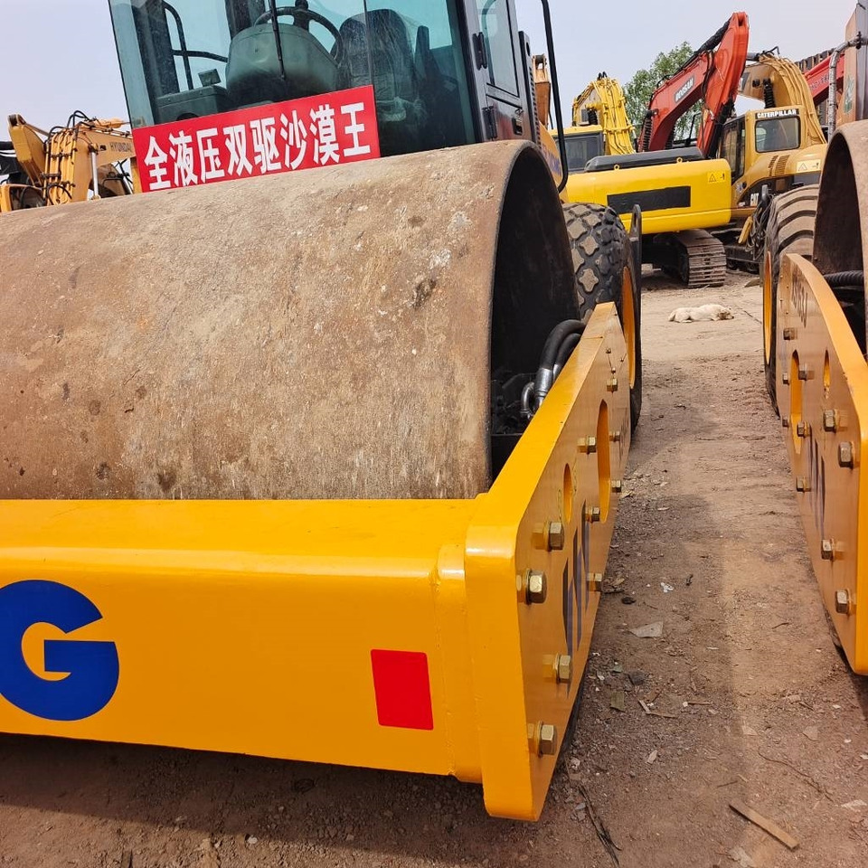 XCMG XS 143J - Ekskavator me zinxhirë: foto 2 XCMG XS 143J - Ekskavator me zinxhirë: foto 2