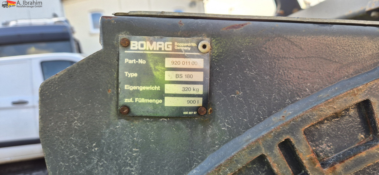 Bomag BW 174 AD2 | 12 t | Splitstreuer | Vibrator | Voll funktionsfähig - Rul: foto 3 Bomag BW 174 AD2 | 12 t | Splitstreuer | Vibrator | Voll funktionsfähig - Rul: foto 3