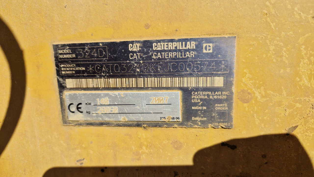 CAT 324 D Zustand gut, deutsche Maschine 8016h original - Ekskavator me zinxhirë: foto 3 CAT 324 D Zustand gut, deutsche Maschine 8016h original - Ekskavator me zinxhirë: foto 3