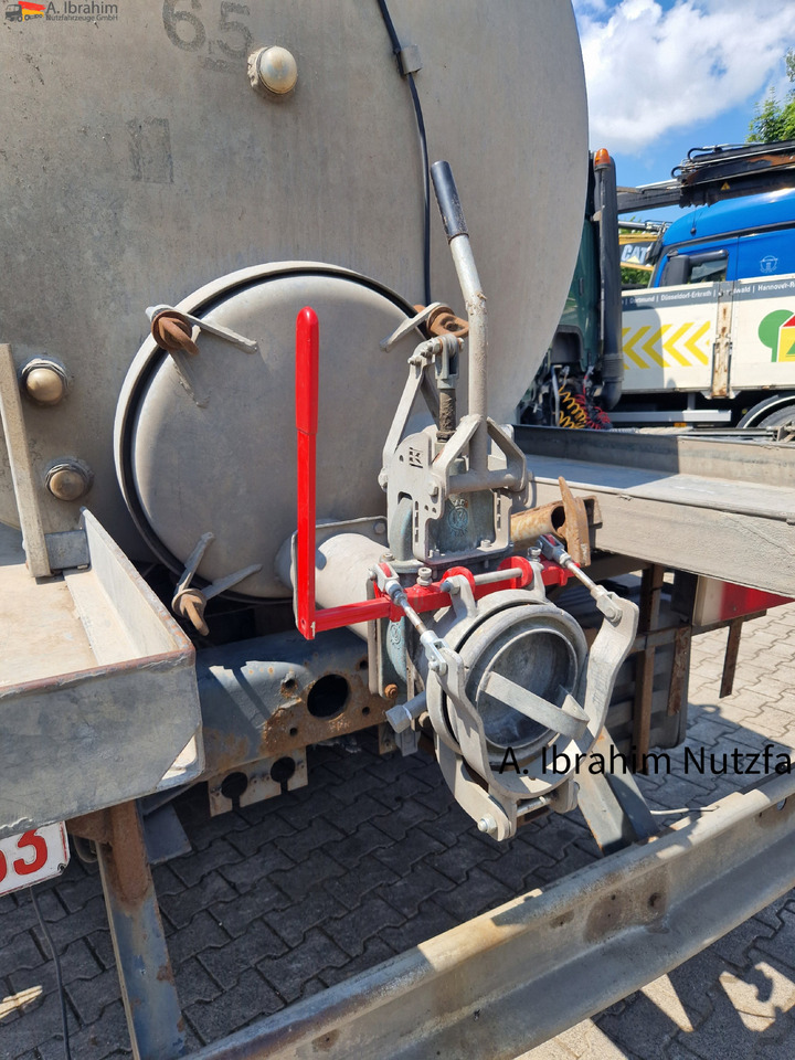 Daf CF 290 Wassertank 13500 L, Tank verzinkt Vorlauf- Lift- Lenkachse - Autobot: foto 5 Daf CF 290 Wassertank 13500 L, Tank verzinkt Vorlauf- Lift- Lenkachse - Autobot: foto 5