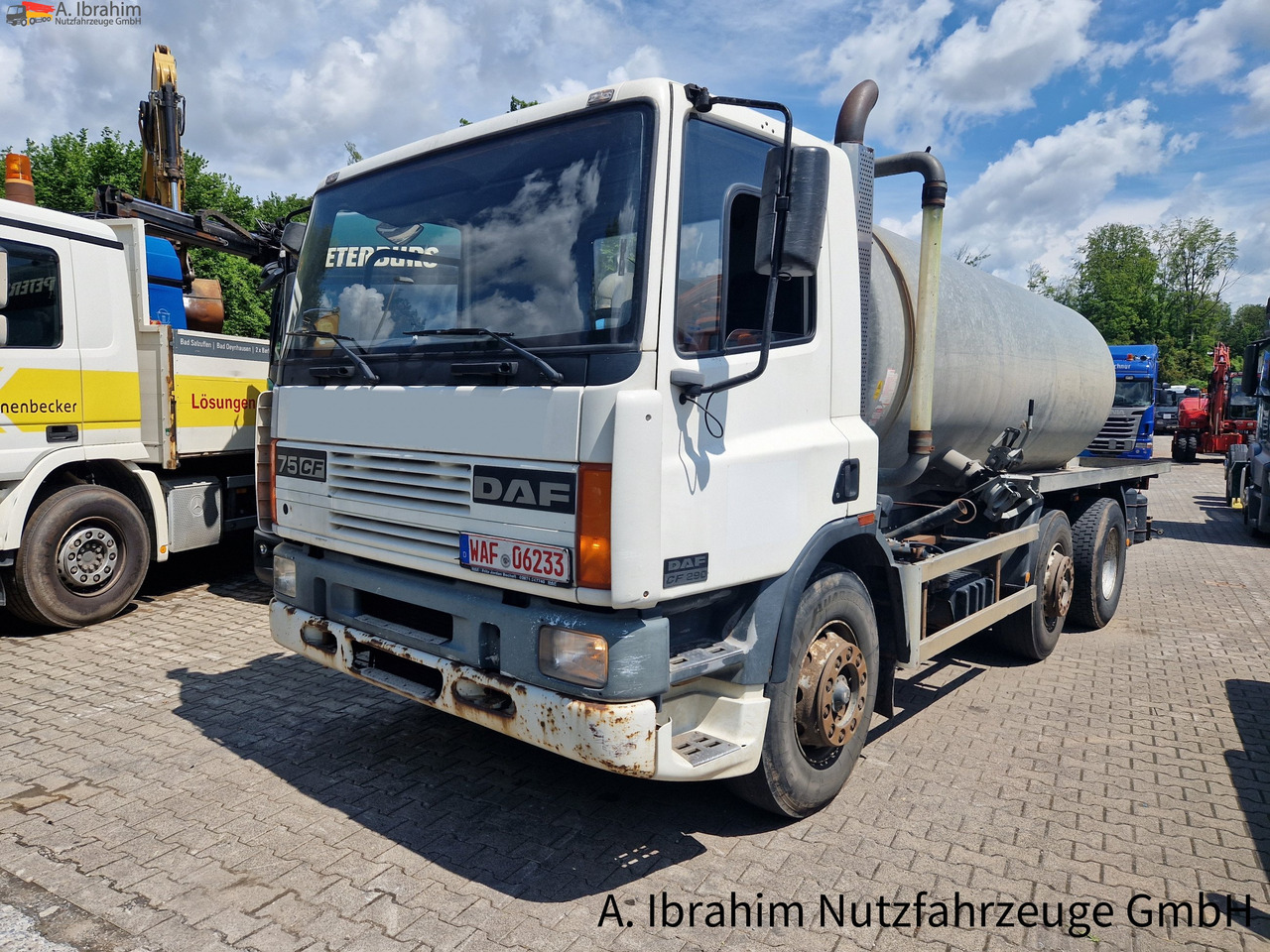 Daf CF 290 Wassertank 13500 L, Tank verzinkt Vorlauf- Lift- Lenkachse - Autobot: foto 1 Daf CF 290 Wassertank 13500 L, Tank verzinkt Vorlauf- Lift- Lenkachse - Autobot: foto 1
