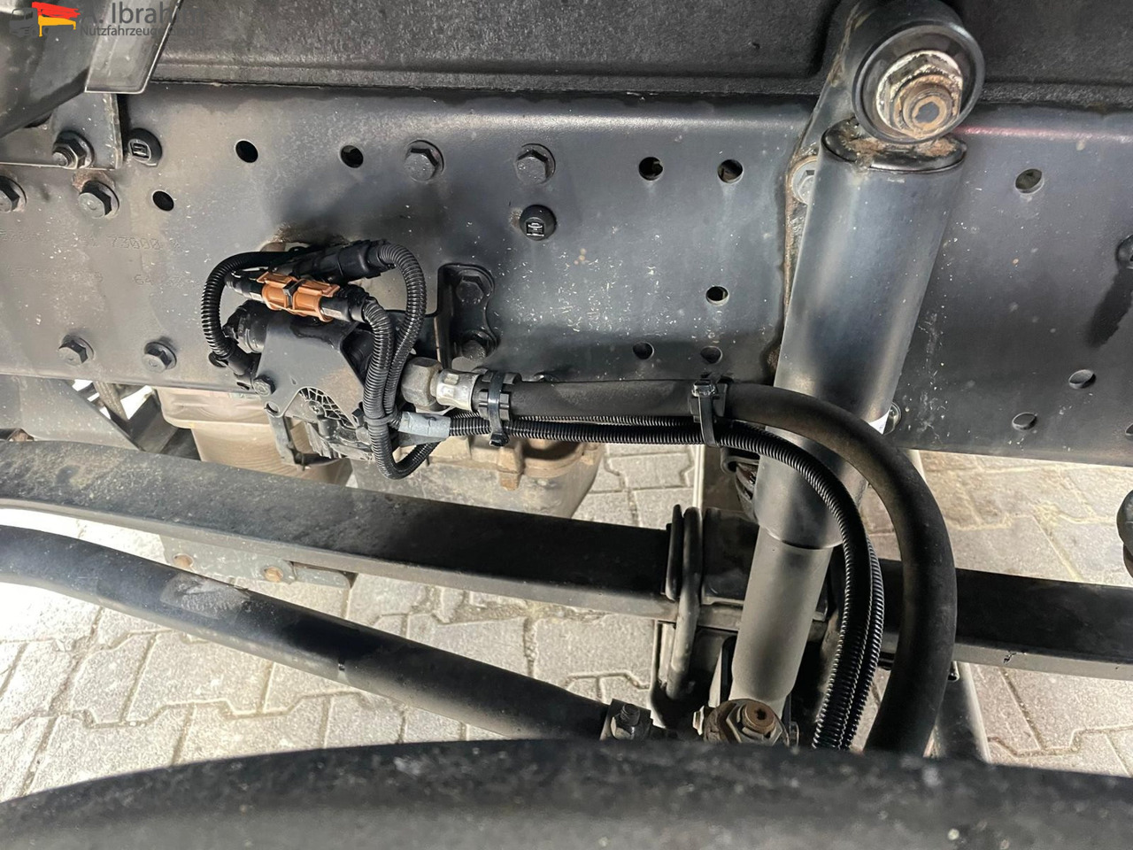 MAN TGS 18.440 Tüv 05 2026 | Euro 6 | 4x2 | Klima | Blatt Luft - Gjysmë-kamion: foto 5 MAN TGS 18.440 Tüv 05 2026 | Euro 6 | 4x2 | Klima | Blatt Luft - Gjysmë-kamion: foto 5