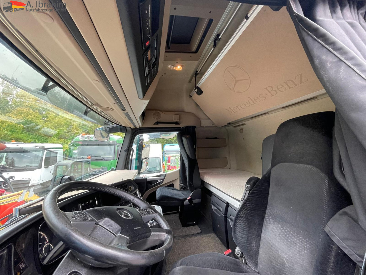 Mercedes-Benz Actros 1845 Kipphydraulik | Retarder | BigSpace | Kühlschrank | Klima - Gjysmë-kamion: foto 4 Mercedes-Benz Actros 1845 Kipphydraulik | Retarder | BigSpace | Kühlschrank | Klima - Gjysmë-kamion: foto 4