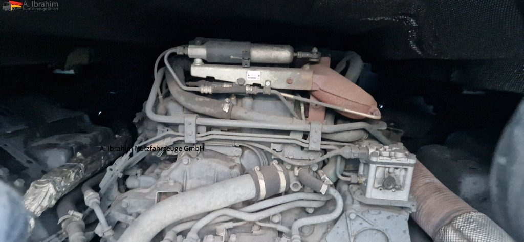 Scania R 480 Retarder, Klima, Zustand gut PTO für Kompressor - Gjysmë-kamion: foto 4 Scania R 480 Retarder, Klima, Zustand gut PTO für Kompressor - Gjysmë-kamion: foto 4