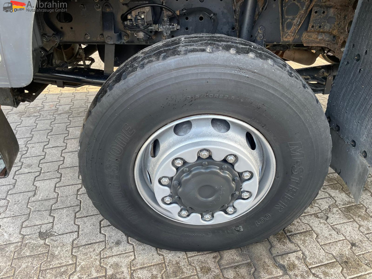 MAN TGS 26.480 Meiller 3 Seiten, Blatt Blatt, 6x6, Schalter ,3 Pedals - Kamion vetëshkarkues: foto 5 MAN TGS 26.480 Meiller 3 Seiten, Blatt Blatt, 6x6, Schalter ,3 Pedals - Kamion vetëshkarkues: foto 5