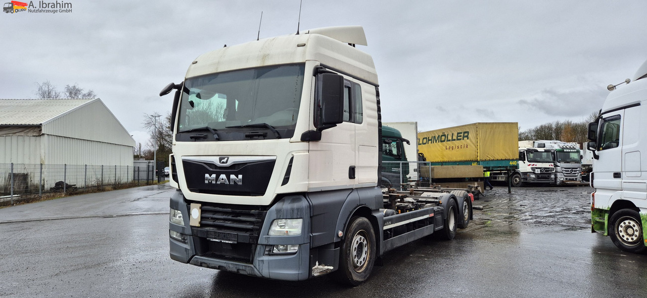 MAN TGX 26.460 Vario-Rahmen deutsches Fahrzeug. ohne Wechselbrücke - Kamion me tendë: foto 1 MAN TGX 26.460 Vario-Rahmen deutsches Fahrzeug. ohne Wechselbrücke - Kamion me tendë: foto 1