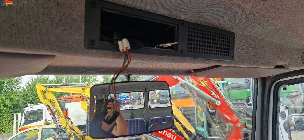 Mercedes-Benz 611 D  Meiller Kipper Tüv 2026 - Kamion vetëshkarkues: foto 3 Mercedes-Benz 611 D  Meiller Kipper Tüv 2026 - Kamion vetëshkarkues: foto 3