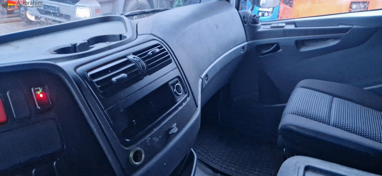 Mercedes-Benz 816 Koffer, LBW - Kamioncine me kontinier: foto 2 Mercedes-Benz 816 Koffer, LBW - Kamioncine me kontinier: foto 2