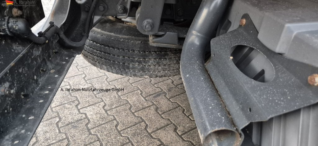 Mercedes-Benz 818 Meiller Dreiseitenkipper mit Kran - Kamion vetëshkarkues, Kamion me vinç: foto 3 Mercedes-Benz 818 Meiller Dreiseitenkipper mit Kran - Kamion vetëshkarkues, Kamion me vinç: foto 3