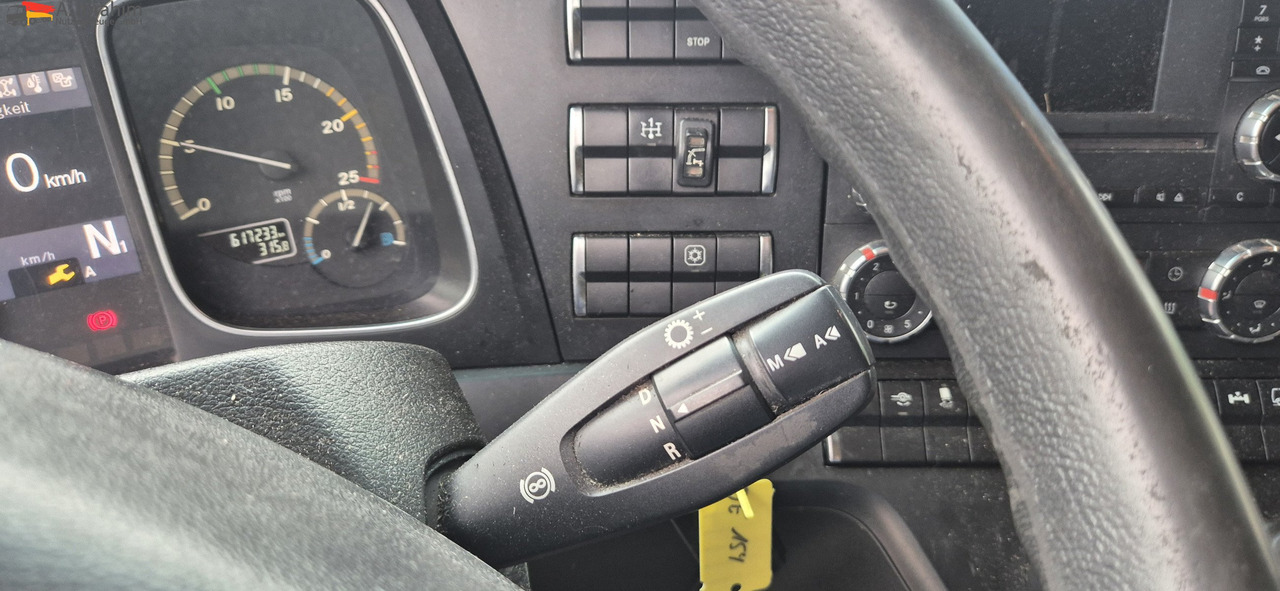 Mercedes-Benz Actros 2545 6x2 Pritsche Kran HIAB 166 - Kamion me karroceri të hapur, Kamion me vinç: foto 4 Mercedes-Benz Actros 2545 6x2 Pritsche Kran HIAB 166 - Kamion me karroceri të hapur, Kamion me vinç: foto 4