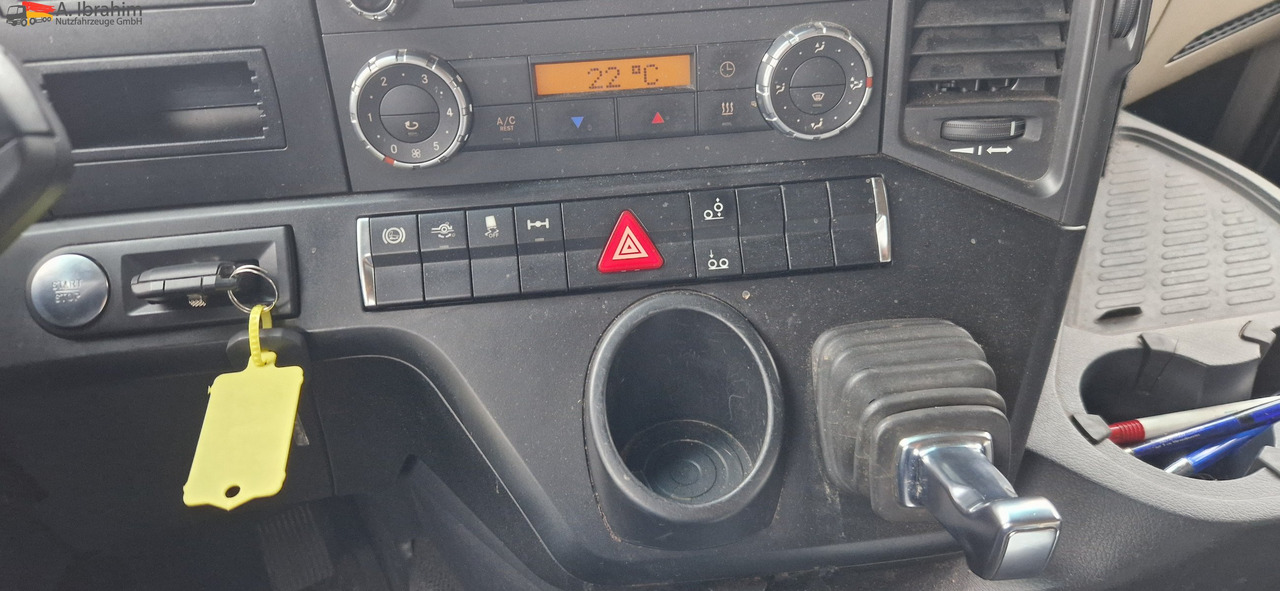 Mercedes-Benz DB 2542 Scheckheft gepflegt bei Mercedes, Euro 5 - Transportjer kontejnerësh/ Kamion me karroceri të çmontueshme: foto 4 Mercedes-Benz DB 2542 Scheckheft gepflegt bei Mercedes, Euro 5 - Transportjer kontejnerësh/ Kamion me karroceri të çmontueshme: foto 4