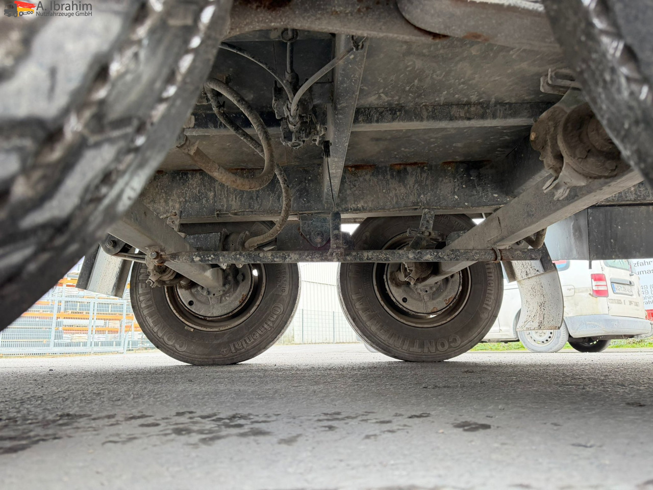 Obermaier TUE110 SDAH Tieflader | | Trommelbremse | Rampen | 7.2 Plattform | Stützfuß vorne - Rimorkio me plan ngarkimi të ulët: foto 4 Obermaier TUE110 SDAH Tieflader | | Trommelbremse | Rampen | 7.2 Plattform | Stützfuß vorne - Rimorkio me plan ngarkimi të ulët: foto 4