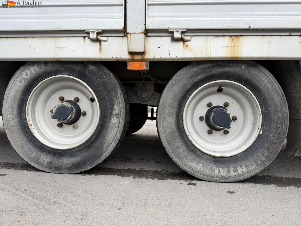Obermaier TUE110 SDAH Tieflader | | Trommelbremse | Rampen | 7.2 Plattform | Stützfuß vorne - Rimorkio me plan ngarkimi të ulët: foto 3 Obermaier TUE110 SDAH Tieflader | | Trommelbremse | Rampen | 7.2 Plattform | Stützfuß vorne - Rimorkio me plan ngarkimi të ulët: foto 3