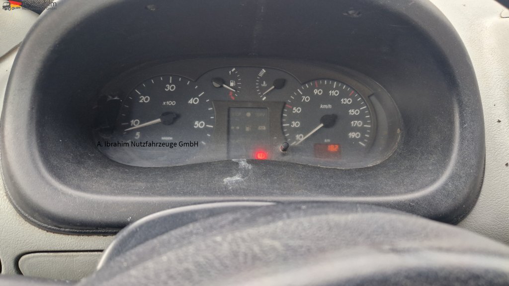Renault 52AF, zwillingsbereift 2.8 nicht neu, aber läuft, - Furgon: foto 2 Renault 52AF, zwillingsbereift 2.8 nicht neu, aber läuft, - Furgon: foto 2