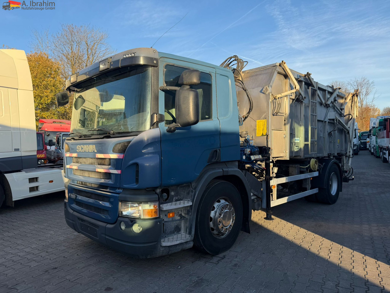 Scania B4X2 Edelstahlkipper für Tierkörperbeseitigung Kran MKG - Kamion mbeturinash: foto 1 Scania B4X2 Edelstahlkipper für Tierkörperbeseitigung Kran MKG - Kamion mbeturinash: foto 1