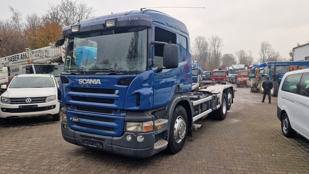 Scania P380 VDL Haken Lenk-Liftachse - Kamion vetëngarkues: foto 1 Scania P380 VDL Haken Lenk-Liftachse - Kamion vetëngarkues: foto 1