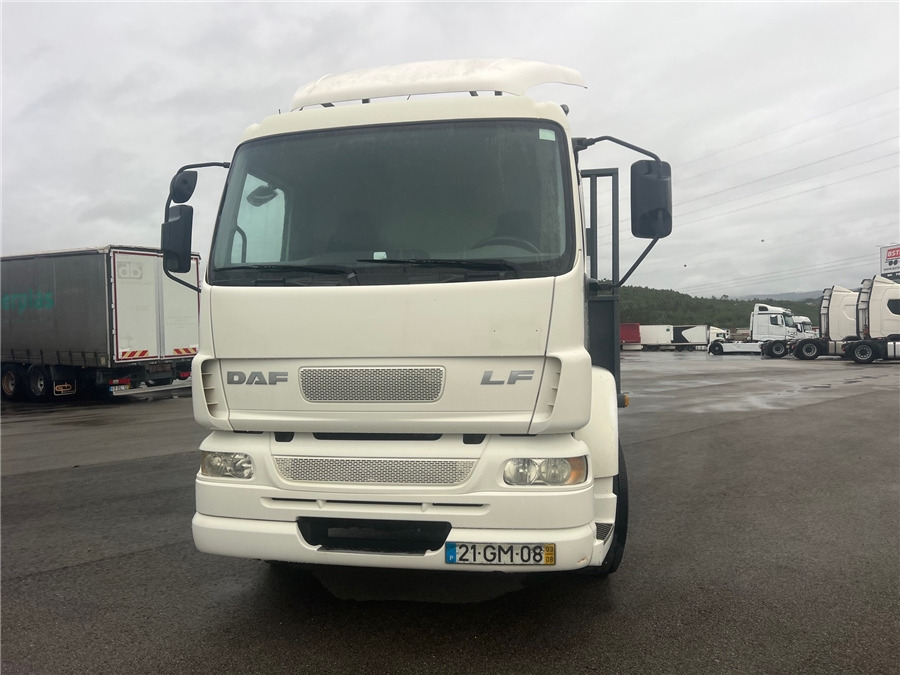 DAF LF 55.220 - Kamion me karroceri të hapur: foto 2 DAF LF 55.220 - Kamion me karroceri të hapur: foto 2