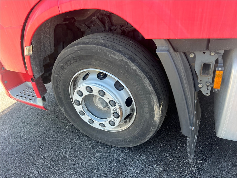 Lizingu i DAF XF 105 460 DAF XF 105 460: foto 13 Lizingu i DAF XF 105 460 DAF XF 105 460: foto 13