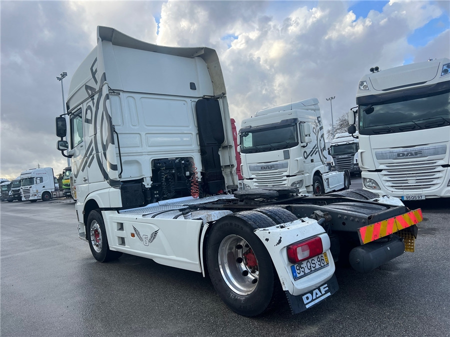 DAF XF 510 - Gjysmë-kamion: foto 4 DAF XF 510 - Gjysmë-kamion: foto 4