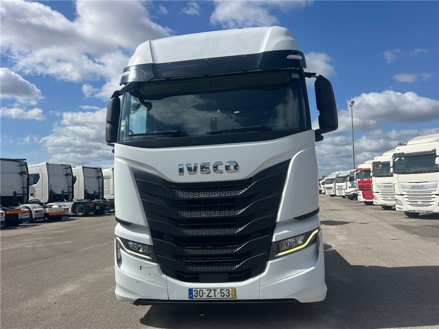Iveco S-WAY 460 - Gjysmë-kamion: foto 2 Iveco S-WAY 460 - Gjysmë-kamion: foto 2