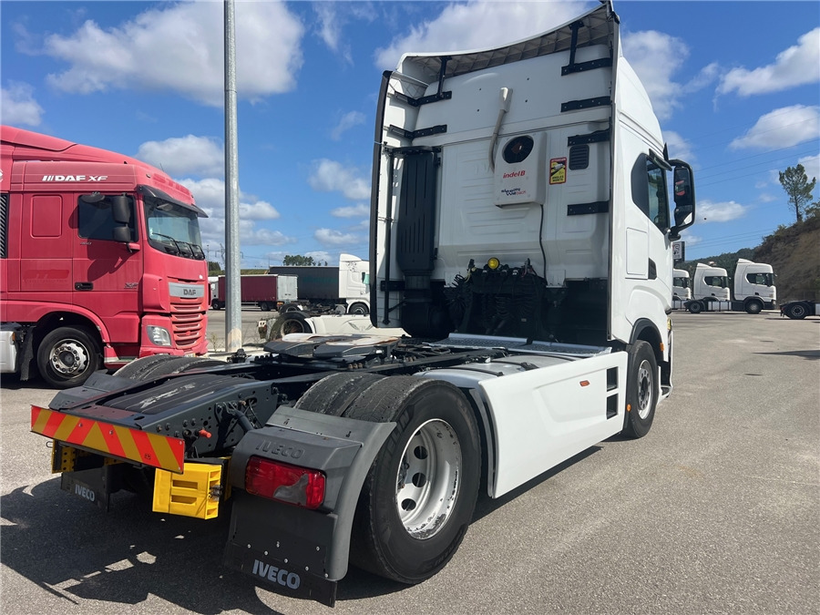 Iveco S-WAY 460 - Gjysmë-kamion: foto 4 Iveco S-WAY 460 - Gjysmë-kamion: foto 4