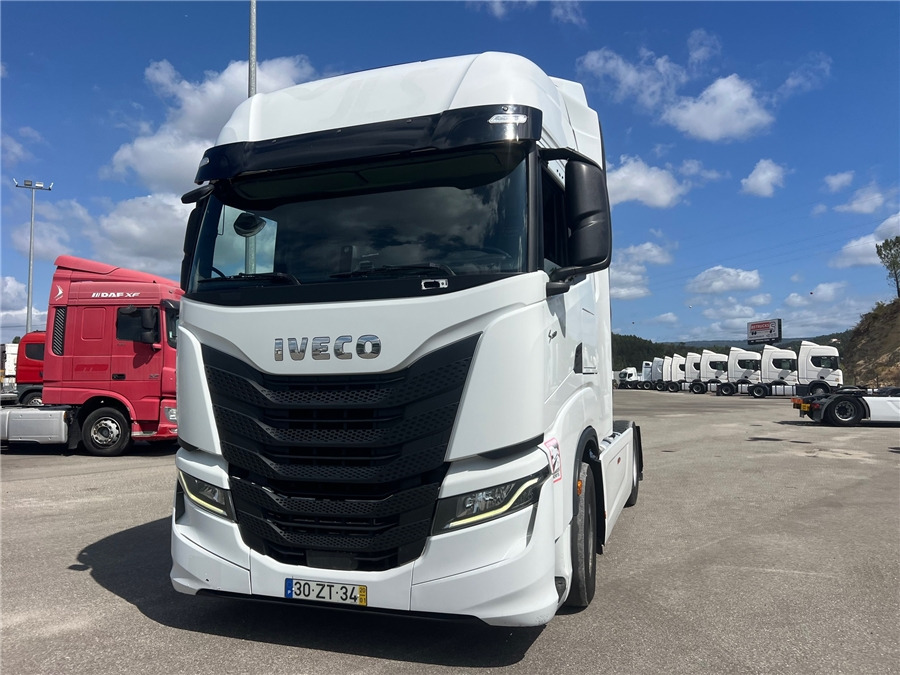 Iveco S-WAY 460 - Gjysmë-kamion: foto 2 Iveco S-WAY 460 - Gjysmë-kamion: foto 2