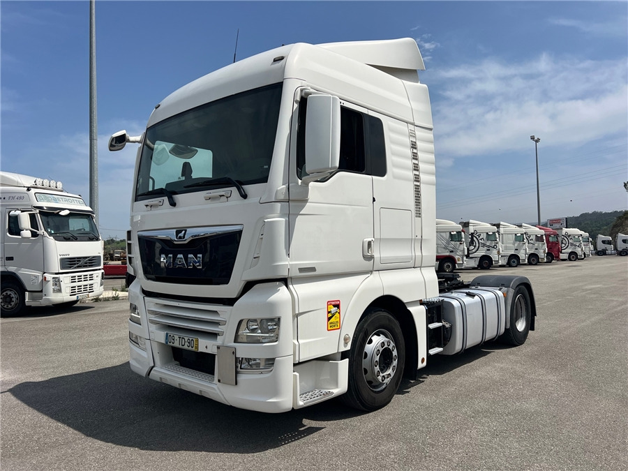 MAN TGX 18.460 - Gjysmë-kamion: foto 1 MAN TGX 18.460 - Gjysmë-kamion: foto 1