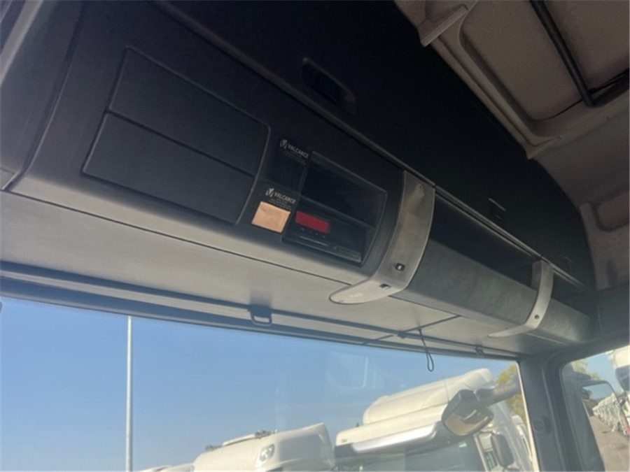 Lizingu i MAN TGX 18.480/RETARDER/ MAN TGX 18.480/RETARDER/: foto 7 Lizingu i MAN TGX 18.480/RETARDER/ MAN TGX 18.480/RETARDER/: foto 7