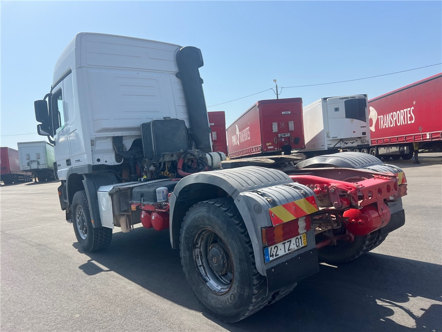 MERCEDES-BENZ ACTROS 2044 MP3 / STELL SUSPENCION - Gjysmë-kamion: foto 5 MERCEDES-BENZ ACTROS 2044 MP3 / STELL SUSPENCION - Gjysmë-kamion: foto 5