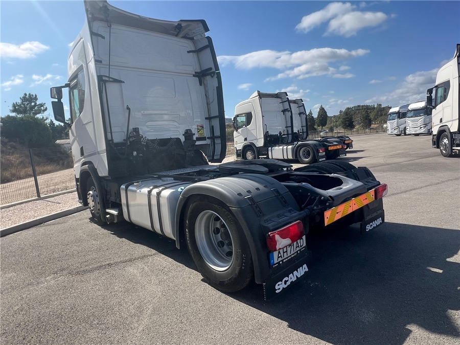Scania R450 - Gjysmë-kamion: foto 4 Scania R450 - Gjysmë-kamion: foto 4