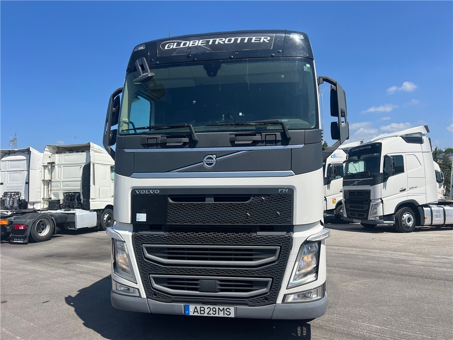 Volvo FH500 - Gjysmë-kamion: foto 2 Volvo FH500 - Gjysmë-kamion: foto 2