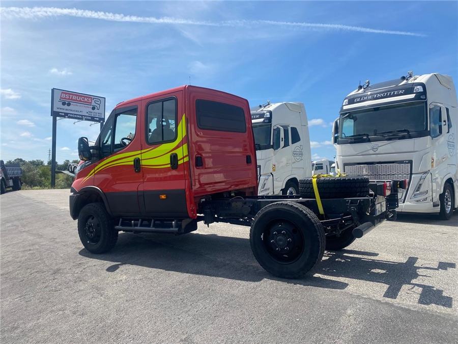 Iveco 70-S180 4X4 - Kamion kabinë-shasi: foto 3 Iveco 70-S180 4X4 - Kamion kabinë-shasi: foto 3