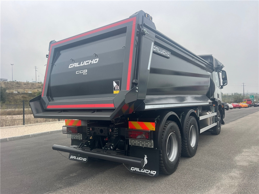 Iveco T-WAY 500 / RETARDER - Kamion vetëshkarkues: foto 4 Iveco T-WAY 500 / RETARDER - Kamion vetëshkarkues: foto 4