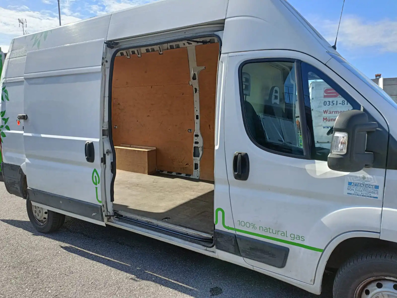 FIAT DUCATO L3H3 3.0 CC CNG - Furgon: foto 3 FIAT DUCATO L3H3 3.0 CC CNG - Furgon: foto 3