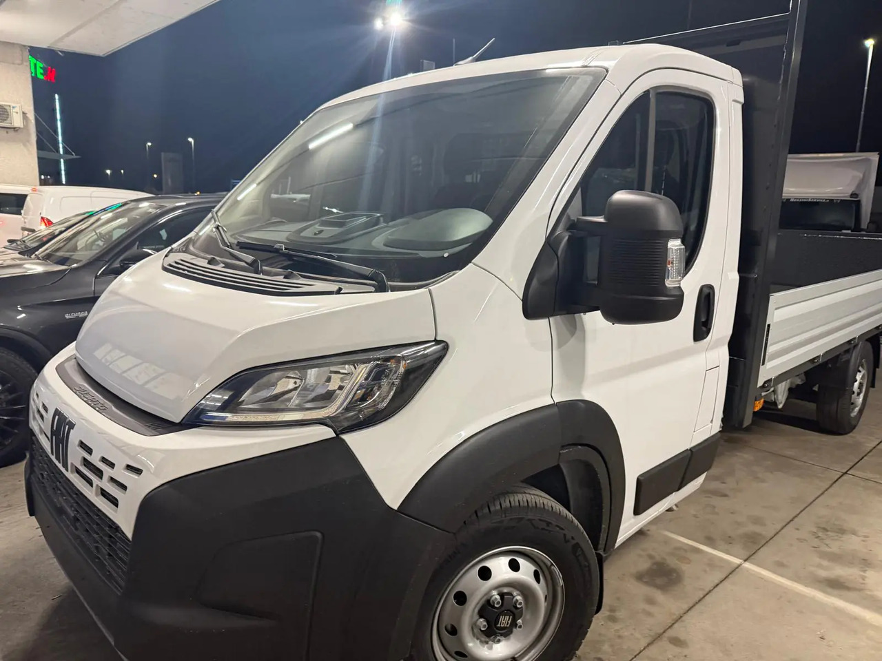 FIAT DUCATO MAXI L4 SERIE 9 - Kamioncine me karroceri: foto 1 FIAT DUCATO MAXI L4 SERIE 9 - Kamioncine me karroceri: foto 1