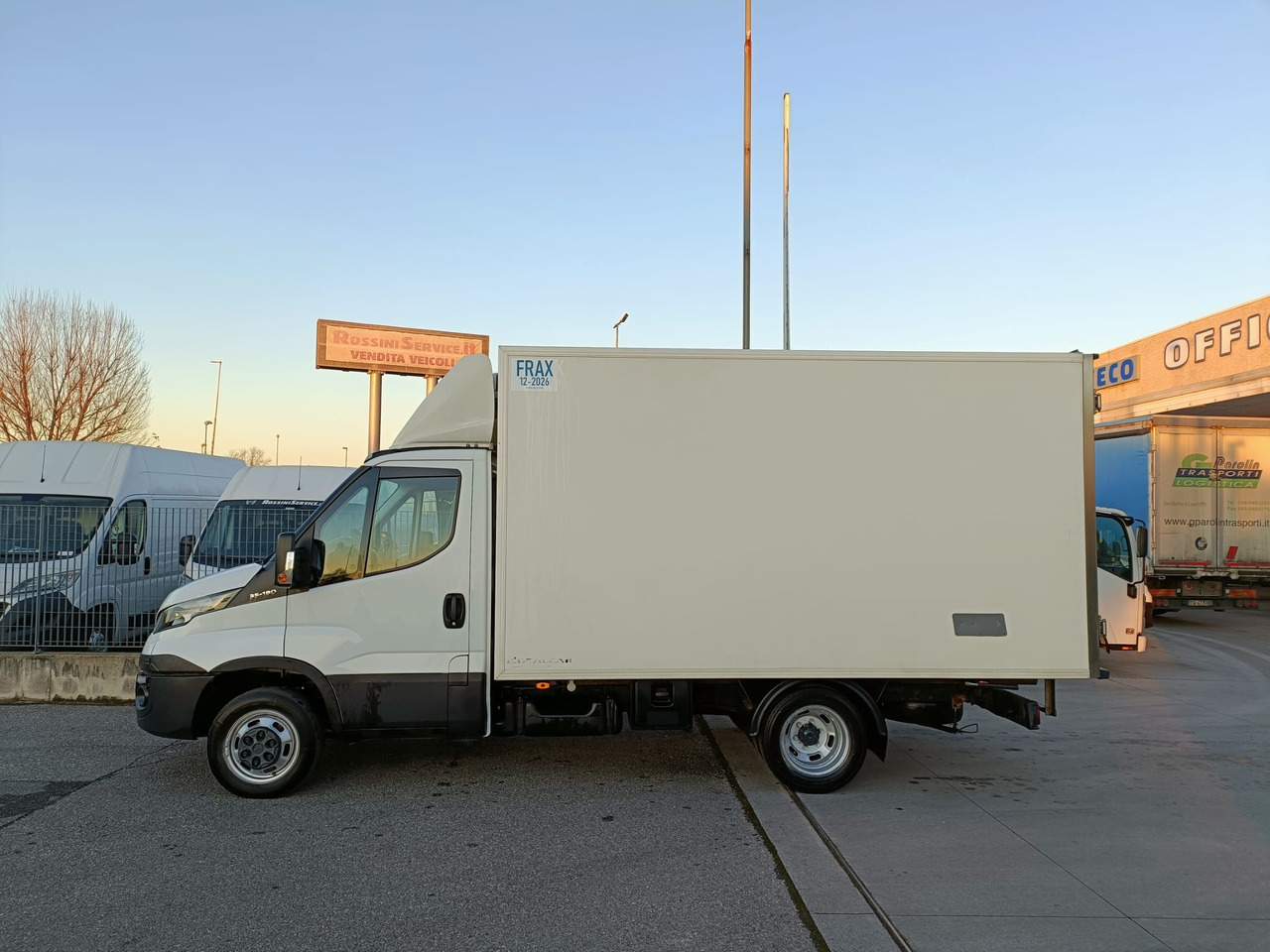 IVECO DAILY 35C18 FRIGO FRCX 3.0 - Furgon frigorifer: foto 5 IVECO DAILY 35C18 FRIGO FRCX 3.0 - Furgon frigorifer: foto 5