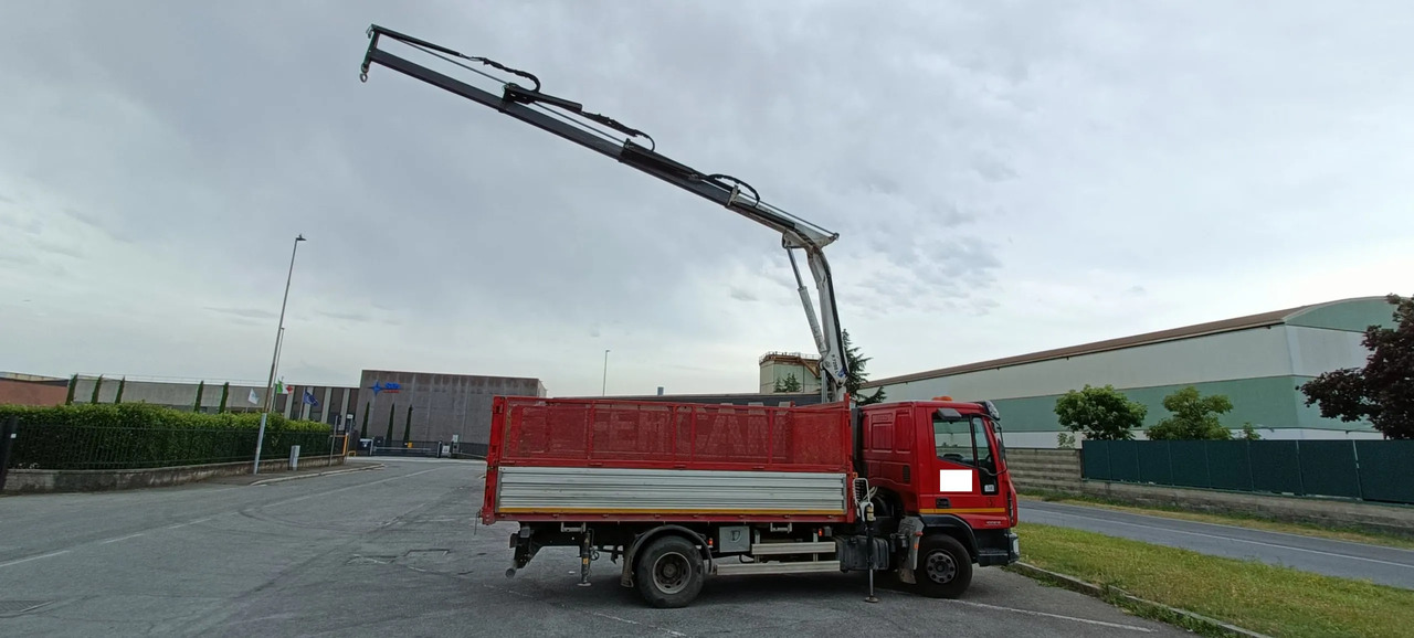 IVECO EUROCARGO 100E18 RIBALTABILE CON GRU - Kamion vetëshkarkues: foto 1 IVECO EUROCARGO 100E18 RIBALTABILE CON GRU - Kamion vetëshkarkues: foto 1