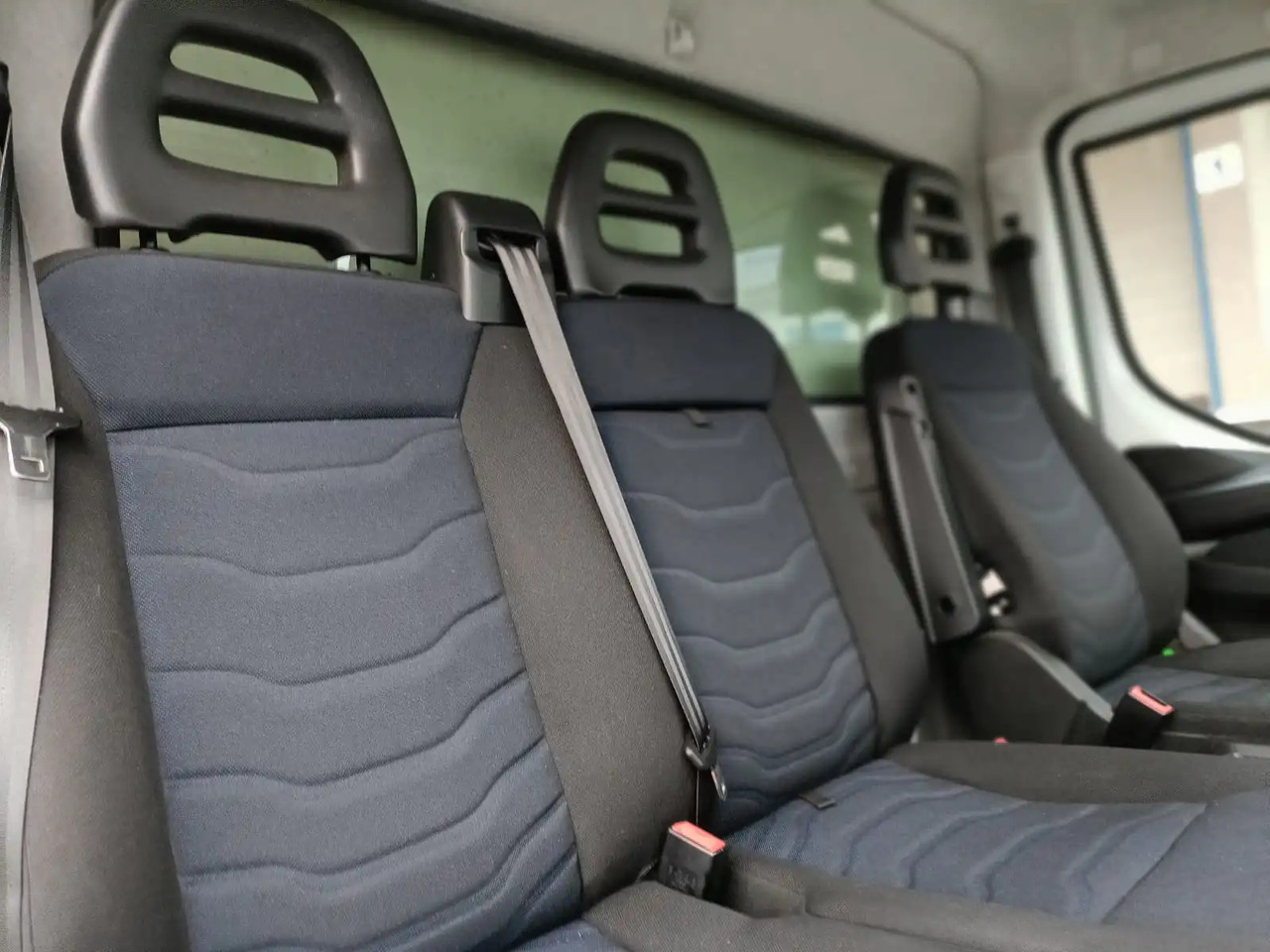 IVECO DAILY 35C14 - Kamioncine: foto 5 IVECO DAILY 35C14 - Kamioncine: foto 5