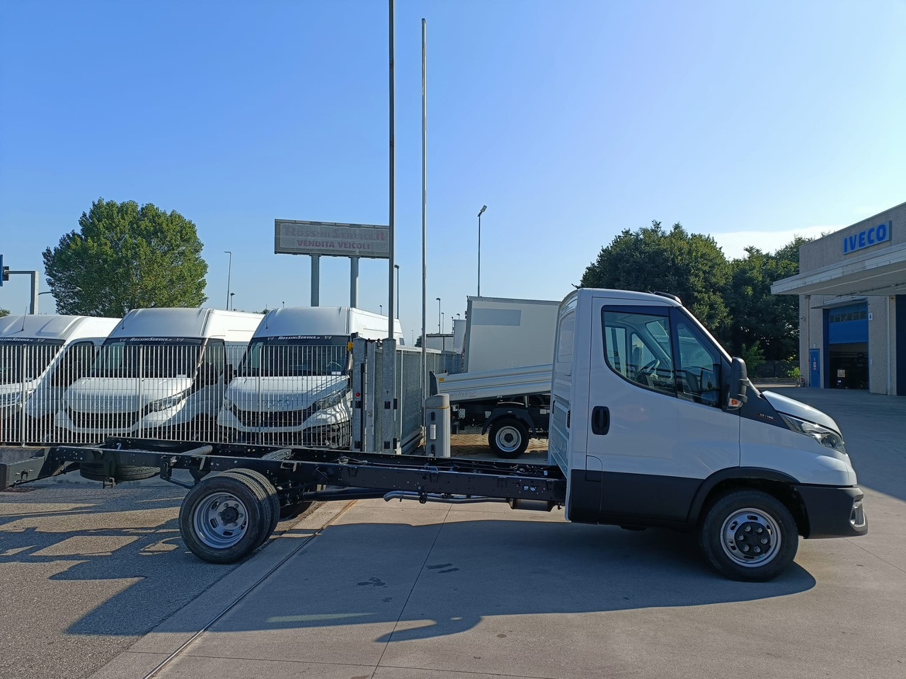 IVECO DAILY 35C16 MOD. 2025 A TELAIO NUOVO - Kamioncine: foto 4 IVECO DAILY 35C16 MOD. 2025 A TELAIO NUOVO - Kamioncine: foto 4