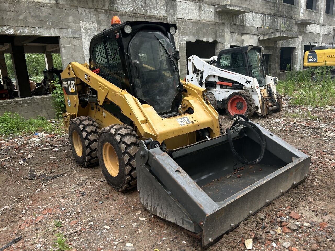 Caterpillar 246D - Mini fadrom: foto 4 Caterpillar 246D - Mini fadrom: foto 4