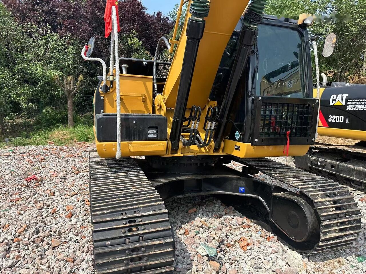 Caterpillar 320D - Ekskavator me zinxhirë: foto 4 Caterpillar 320D - Ekskavator me zinxhirë: foto 4