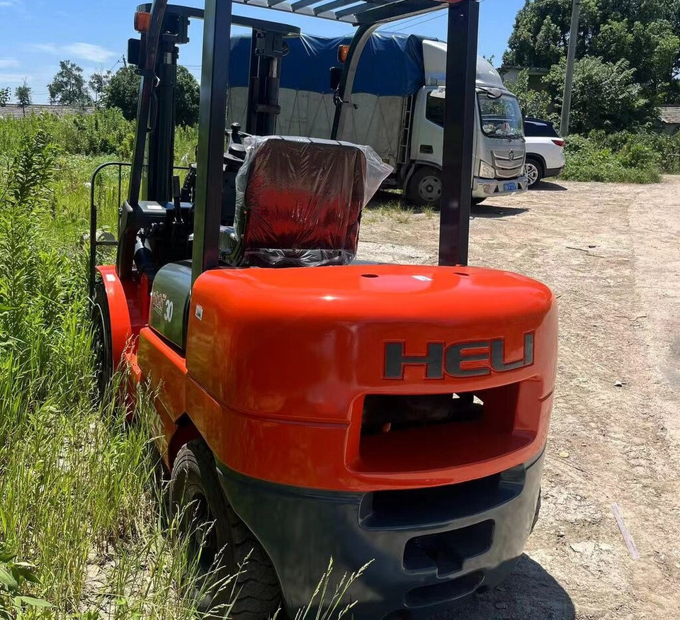 Heli K30 - Pirun më naftë: foto 2 Heli K30 - Pirun më naftë: foto 2