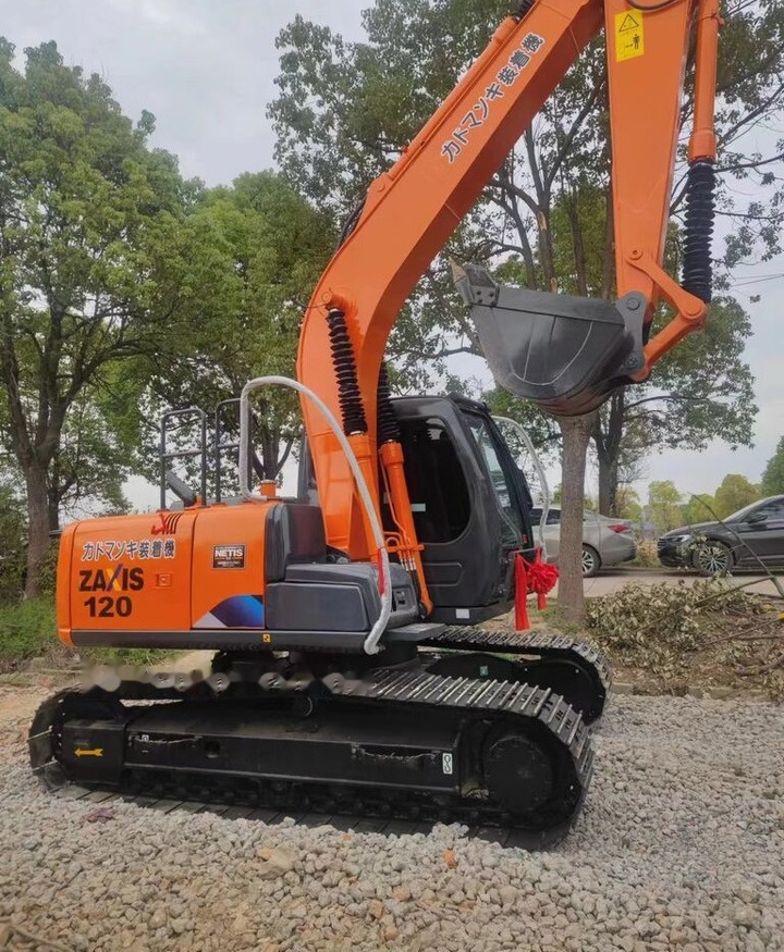 Hitachi ZX120 - Ekskavator me zinxhirë: foto 5 Hitachi ZX120 - Ekskavator me zinxhirë: foto 5