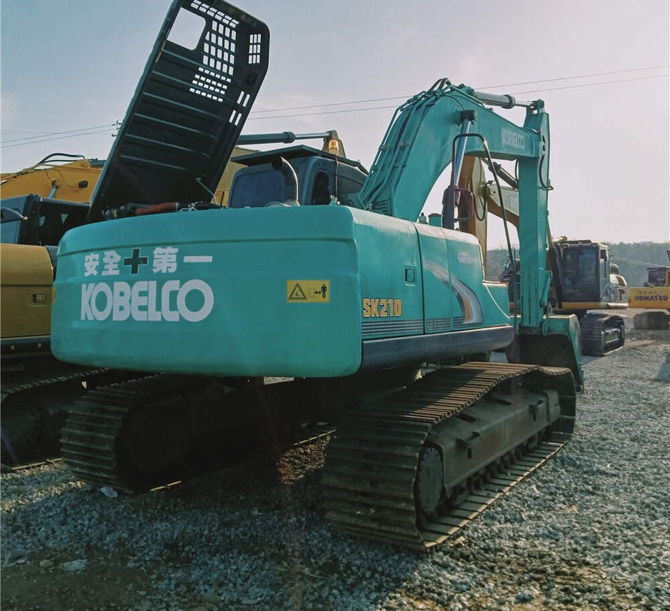 Kobelco SK210 - Ekskavator me zinxhirë: foto 3 Kobelco SK210 - Ekskavator me zinxhirë: foto 3