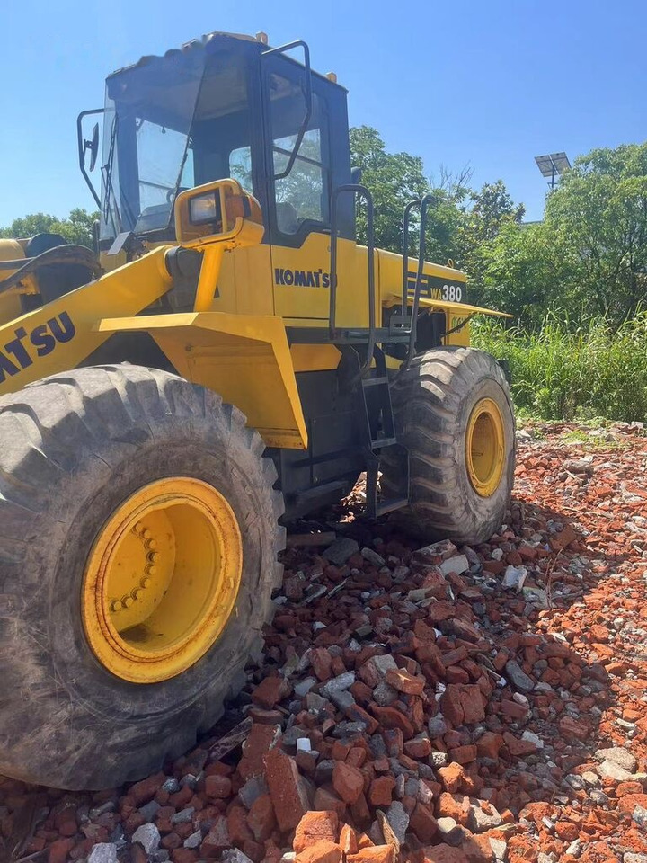 Komatsu WA380 - Fadrom me goma: foto 5 Komatsu WA380 - Fadrom me goma: foto 5